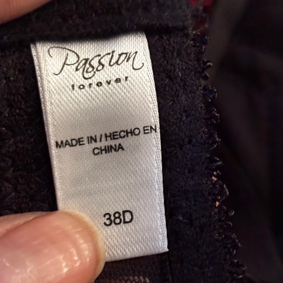 Red Sequin Zebra Print Bra - Picture 3 of 3